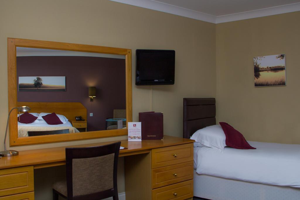 The Essex Golf & Country Club Hotel Coggeshall Kültér fotó